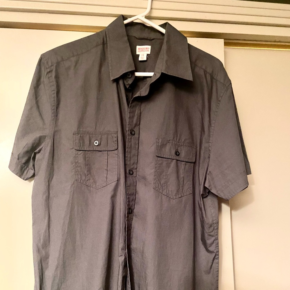 Men’s mossimo gray shirt
